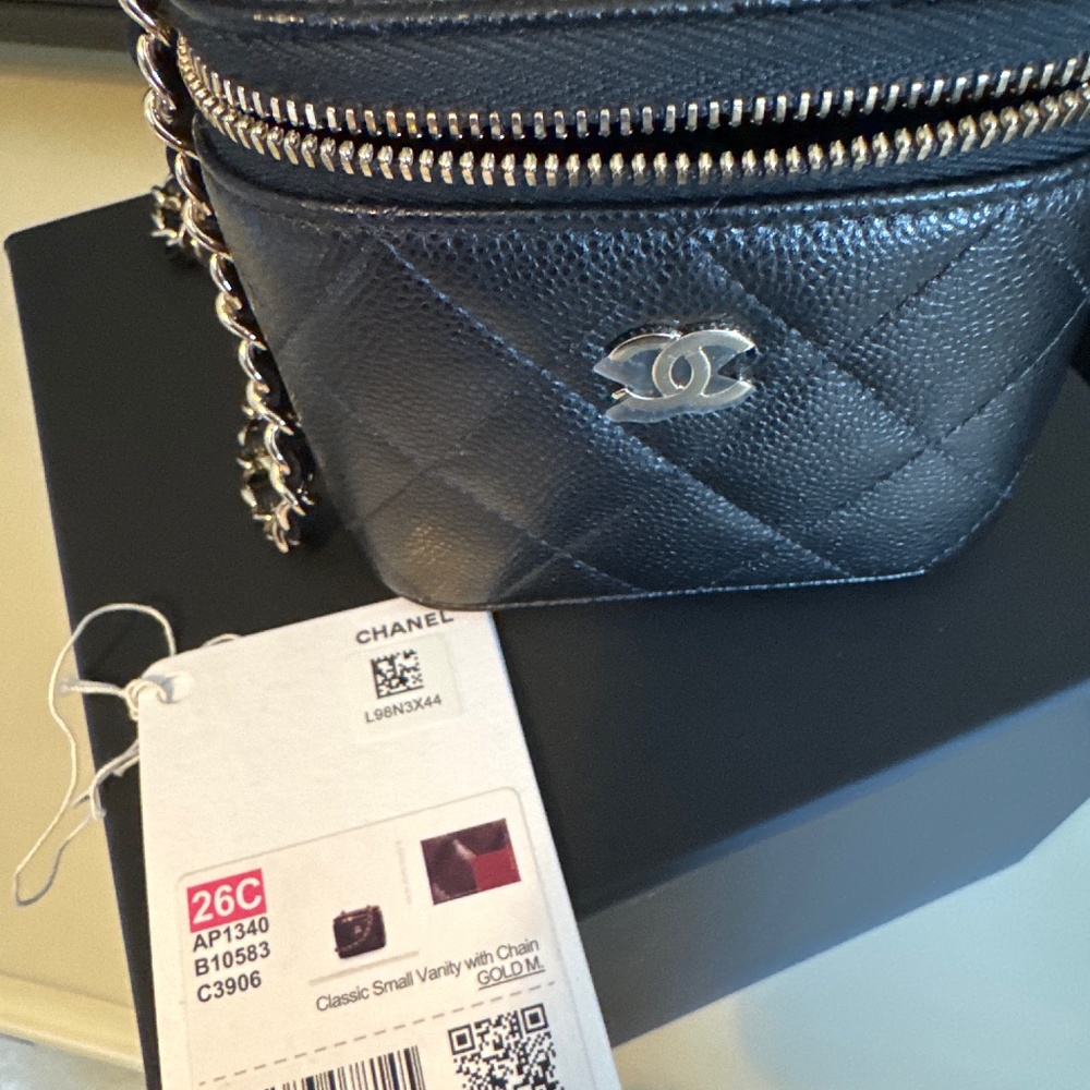 Chanel Vanity on Chain